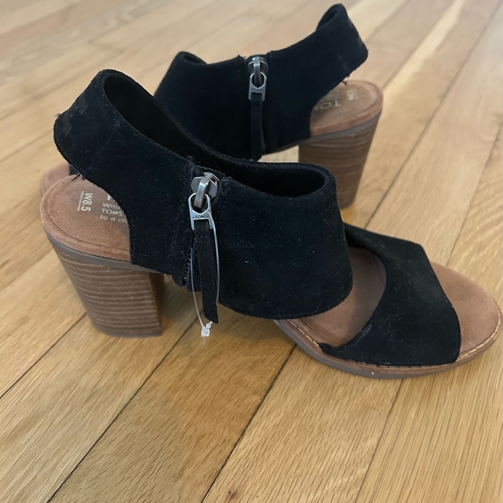 Black Suede Women's Heeled Sandals